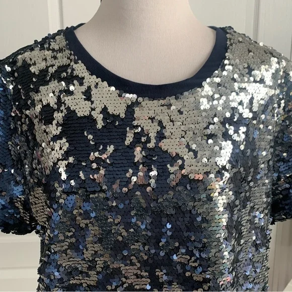 Two by Vince Camuto Flip Sequin Top - Picture 4 of 12